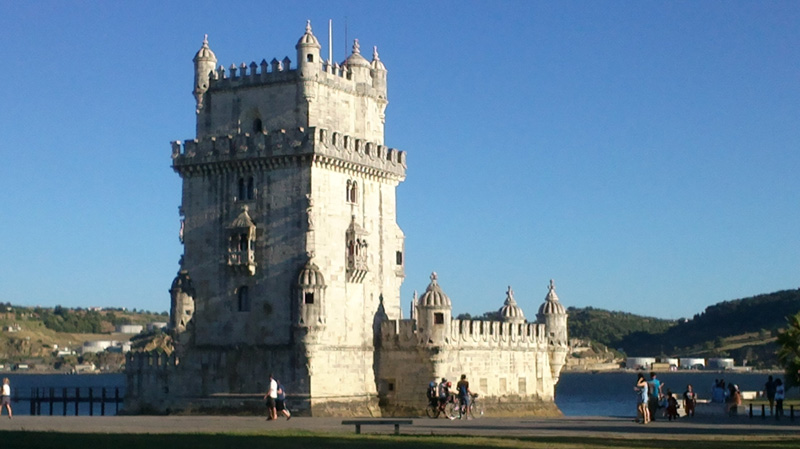 destinații ce merită vizitate Torre de Belem Lisabona